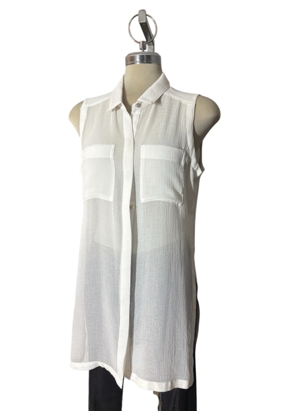 White &Black Sleeveless Sheer White Button-Front Blouse Size M
